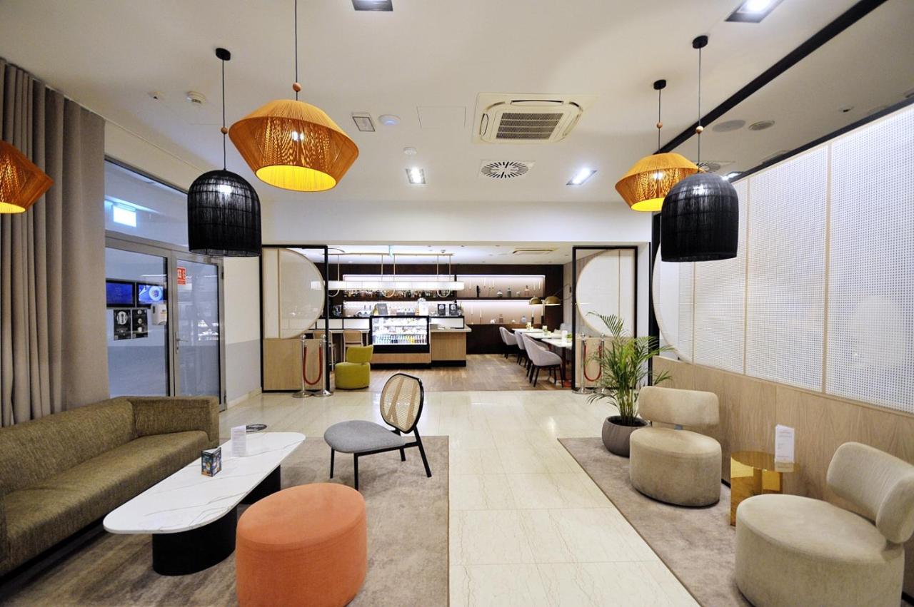 423 W Royal Tulip Sand 200 M Plaza Dobruk Apartamenty كولوبرزيغ المظهر الخارجي الصورة