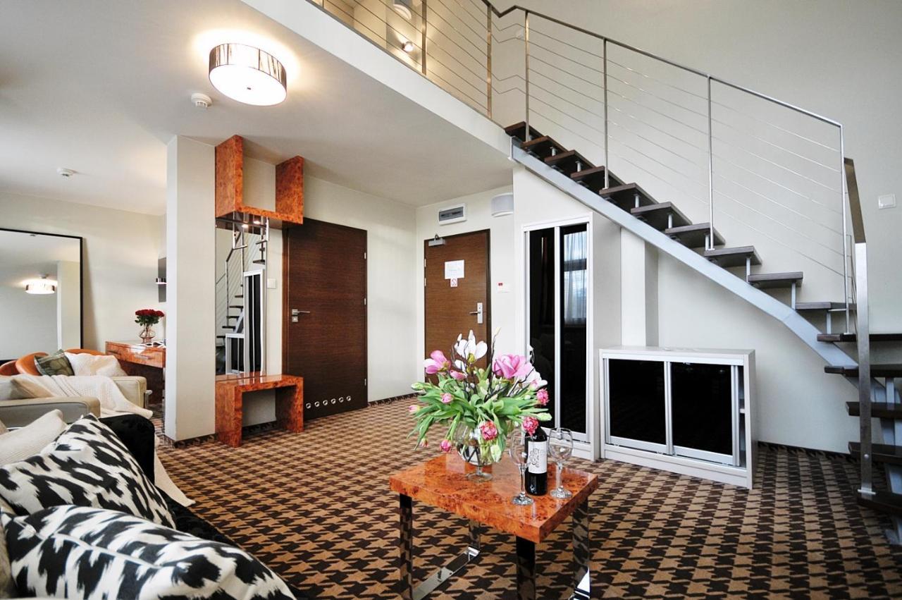 423 W Royal Tulip Sand 200 M Plaza Dobruk Apartamenty كولوبرزيغ المظهر الخارجي الصورة