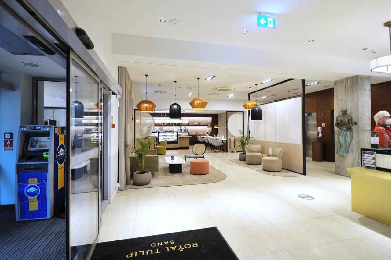 423 W Royal Tulip Sand 200 M Plaza Dobruk Apartamenty كولوبرزيغ المظهر الخارجي الصورة