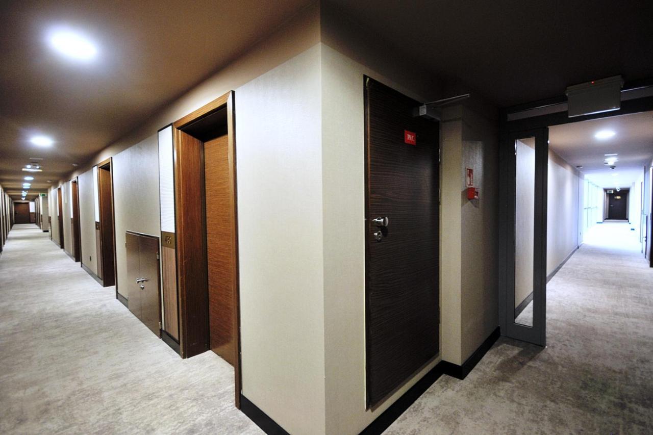423 W Royal Tulip Sand 200 M Plaza Dobruk Apartamenty كولوبرزيغ المظهر الخارجي الصورة